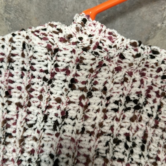 Hippie Rose sweater size SMALL crop top shirt - Picture 4 of 4